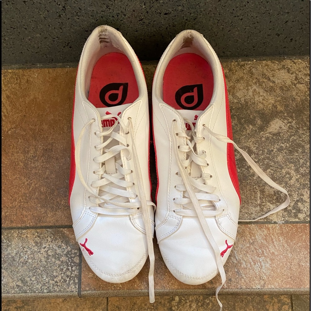 Puma tennis shoes